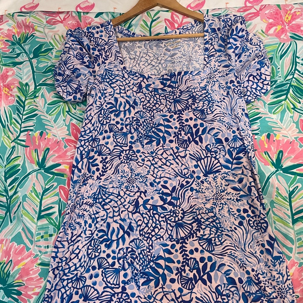 Lilly Pulitzer Blue Fitted Short Sleeve Blouse